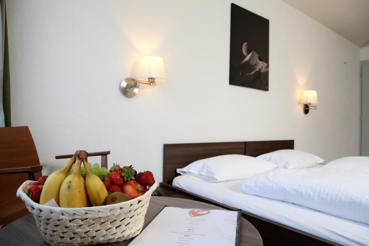 Hotel Crystal 3*